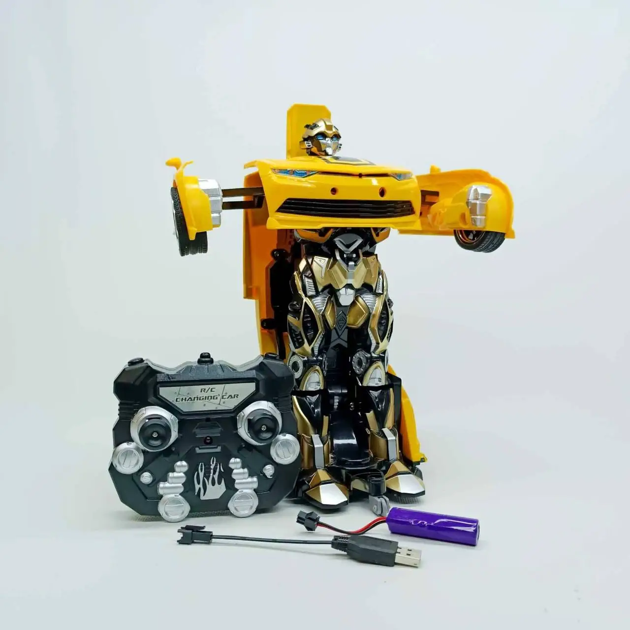 Машина-трансформер на радиоуправлении Bumblebee на аккумуляторе (ТТ 671)
