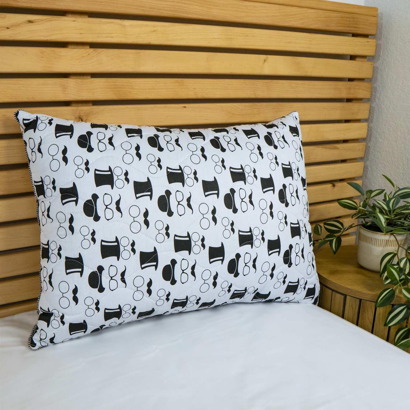 Подушка конопляная YouStar Чарли 60х60 см Белый (chn-pks-60x60-white)