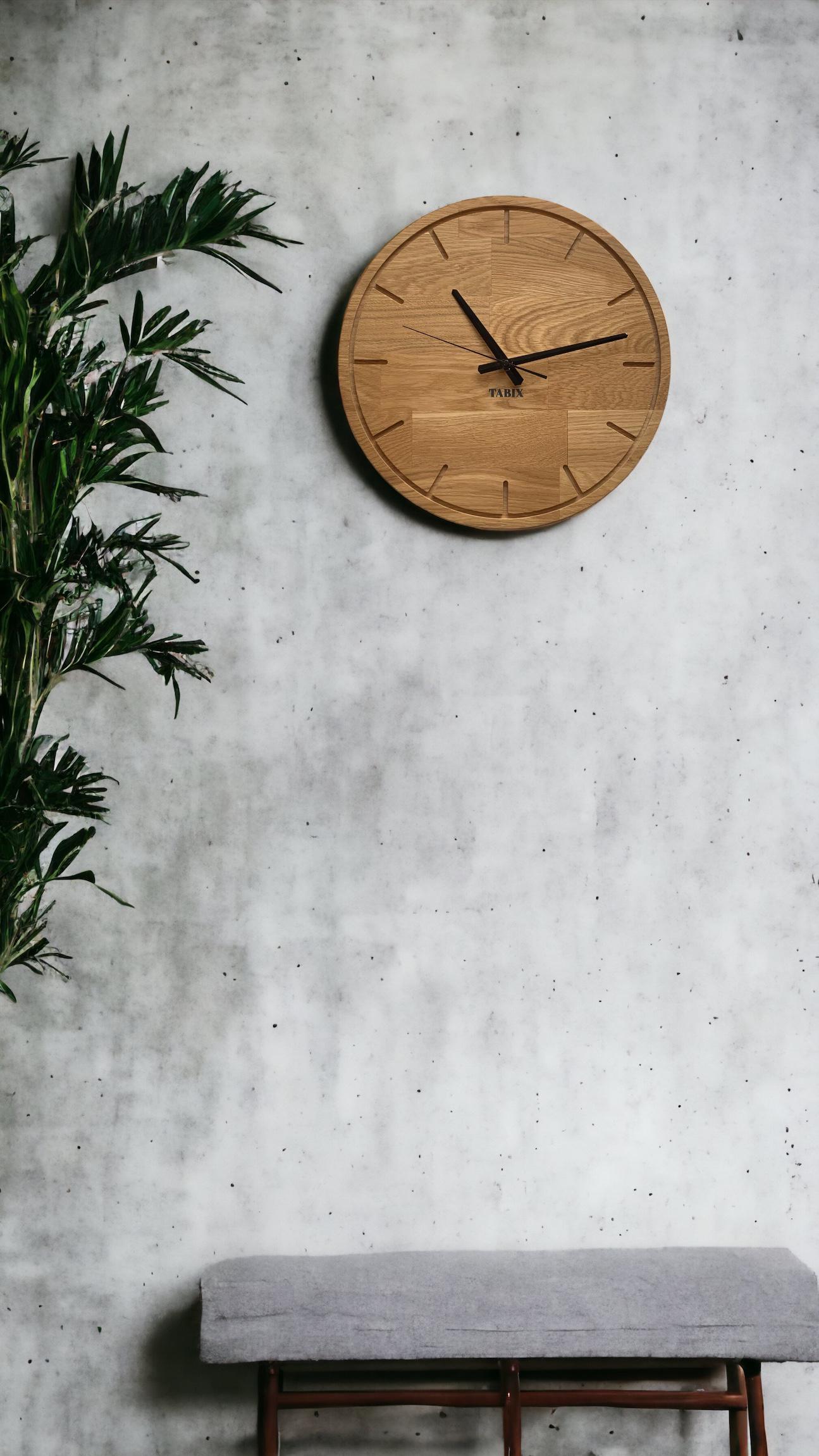 Годинник настінний Tabix дубовий 40 см - фото 4 Годинник настінний Tabix дубовий 40 см - фото 4