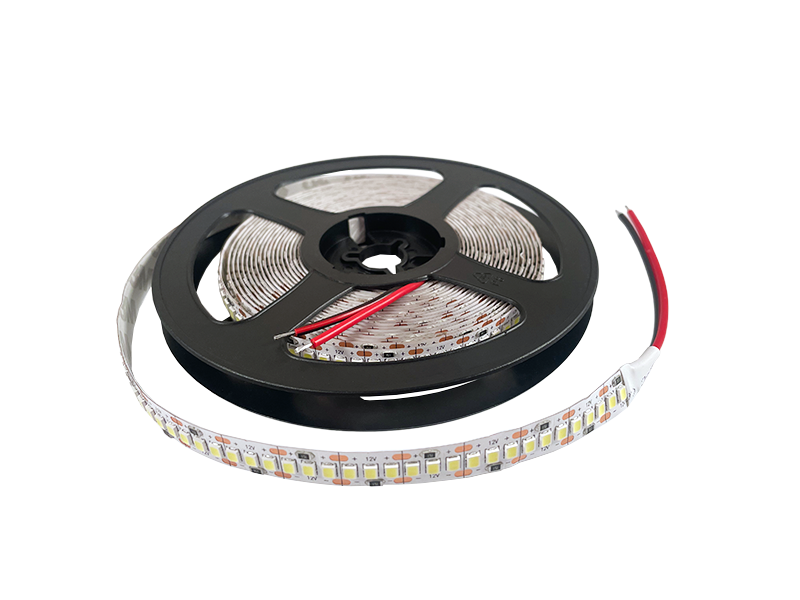 Светодиодная лента 1 м OEM ST SMD2835 240 LED 12В IP20 холодный белый (5917)