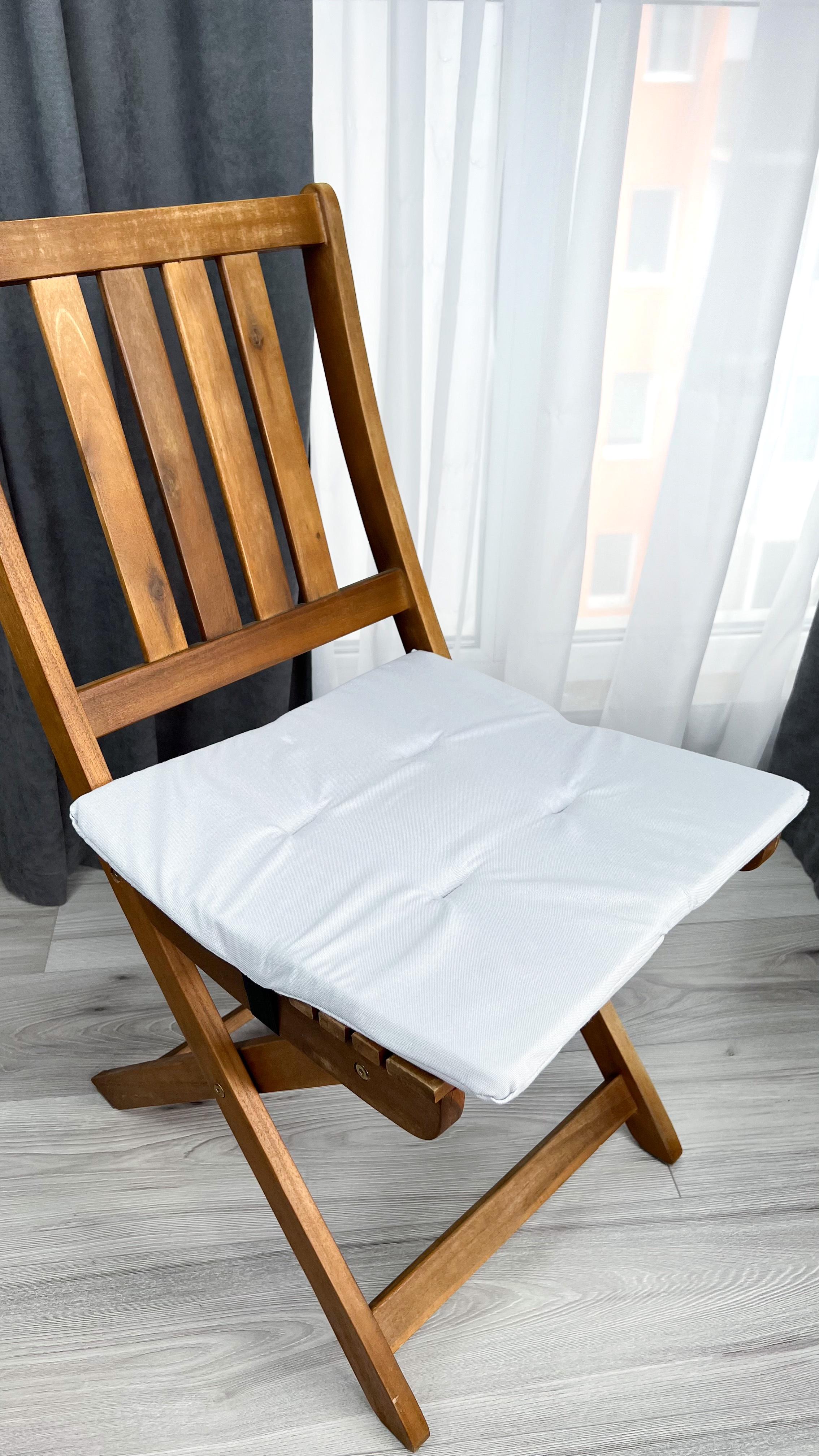 Подушка на стул новогодняя водоотталкивающая 40х40 см 2 шт. Серый (808-97-1) Подушка на стул новогодняя водоотталкивающая 40х40 см 2 шт. Серый (808-97-1)