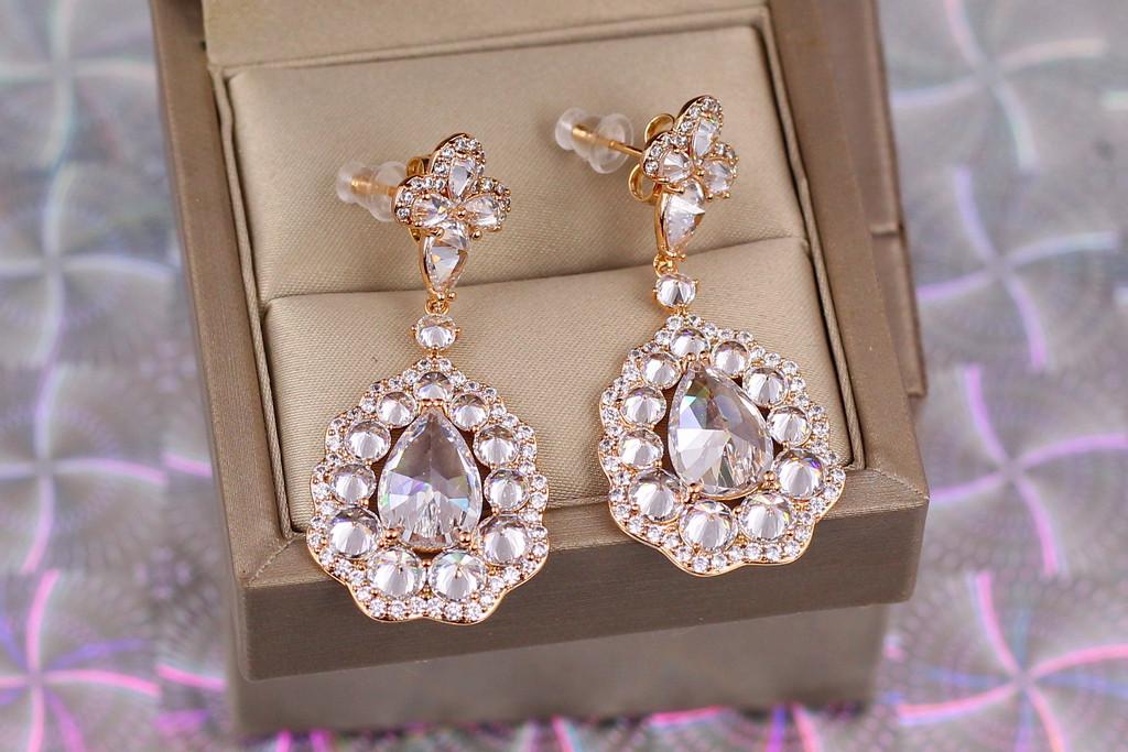 Серьги гвоздики Xuping Jewelry Версаль 4,5 см Золотистый