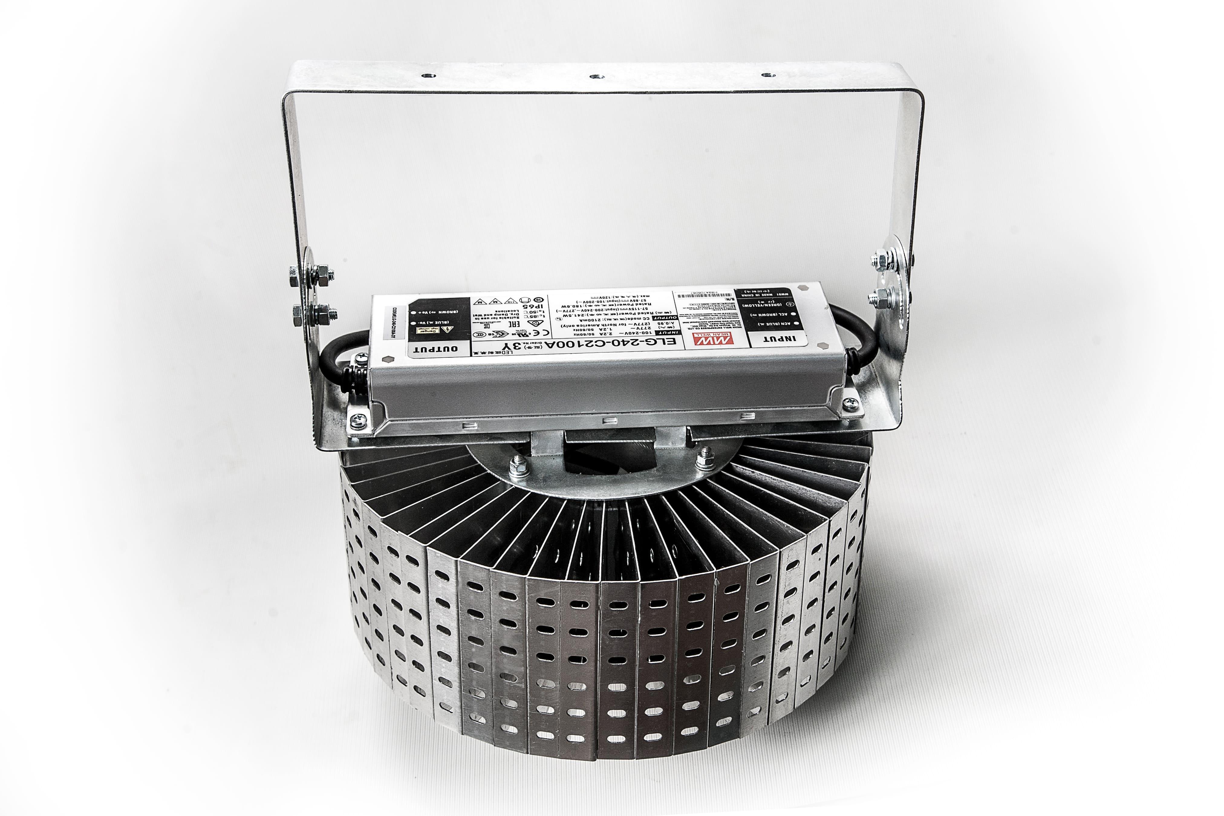 Прожектор світлодіодний ТДС ДО 44ТДС200 Rocket 60° 200 Вт - фото 3 Прожектор світлодіодний ТДС ДО 44ТДС200 Rocket 60° 200 Вт - фото 3