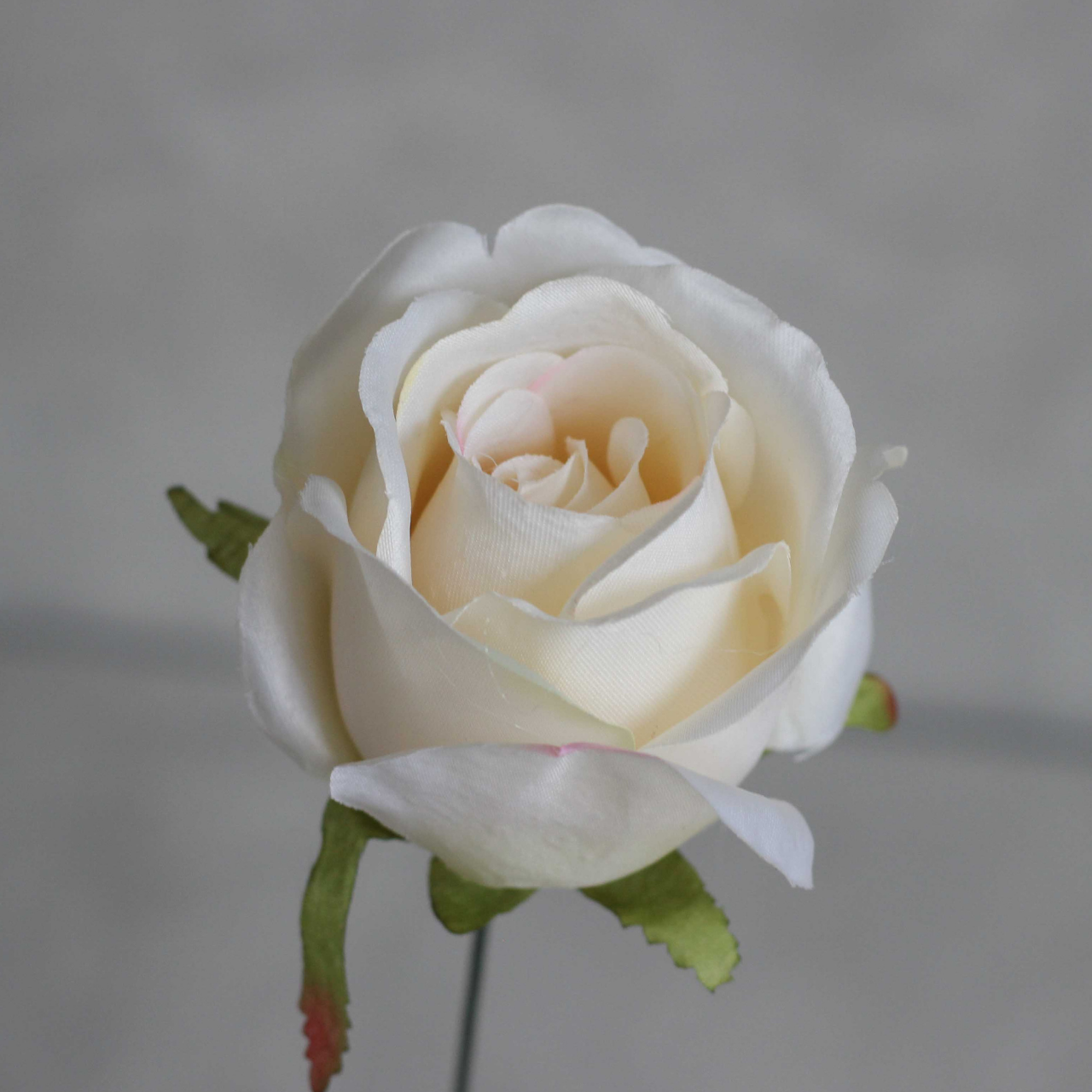 Искусственный цветок Роза Аваланш 8 см Бежевый (2182526103)