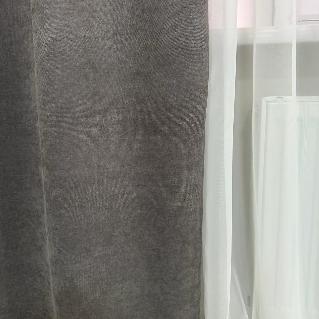 Комплект штор микровелюр 2 шт. 1,5х2,7 м готовые на шторной тесьме 6 см Графитовый (petek-V69) - фото 8