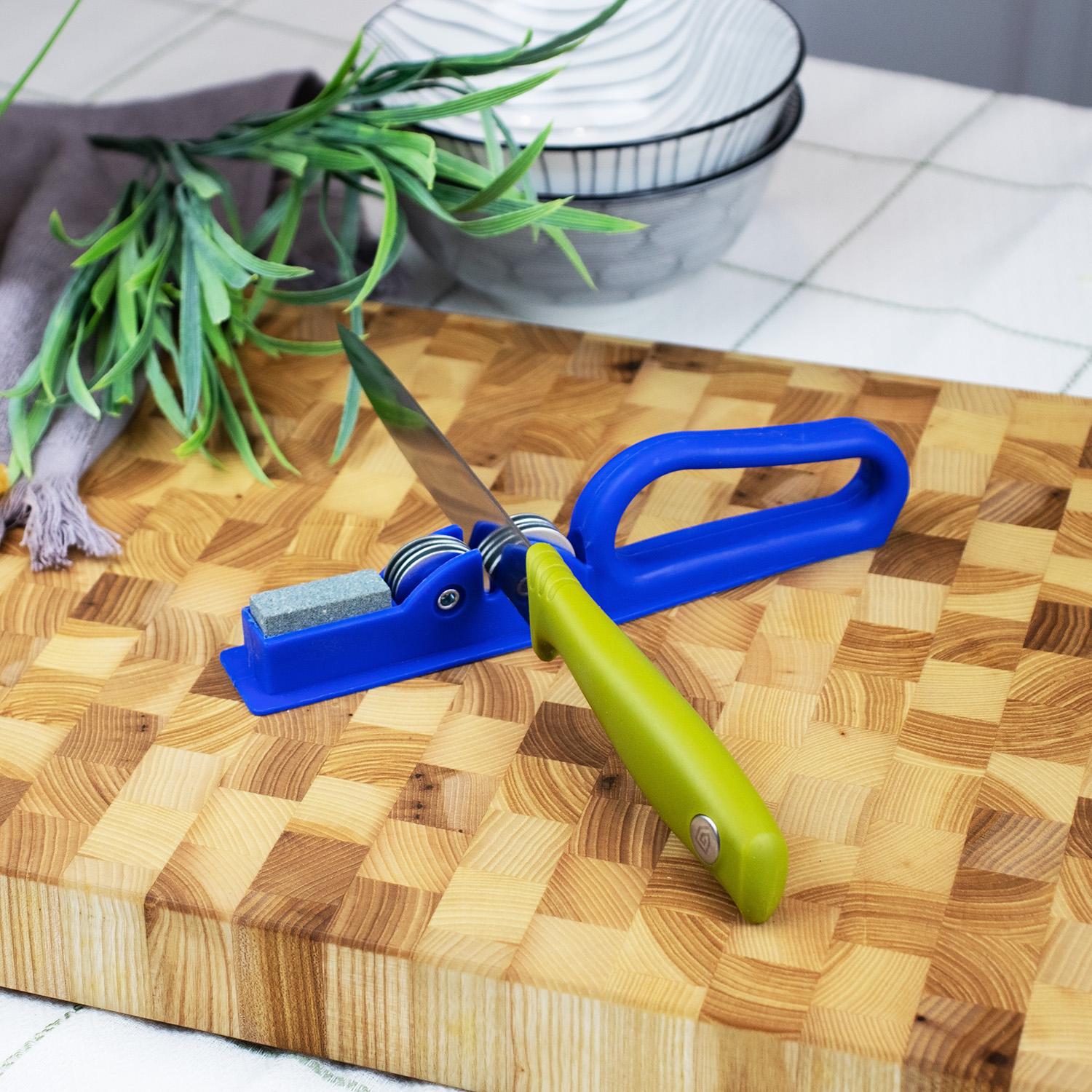 Точила для кухонных ножей ручная механическая пластиковая со строгальным камнем Фиолетовый (86767) - фото 9 Точила для кухонных ножей ручная механическая пластиковая со строгальным камнем Фиолетовый (86767) - фото 9