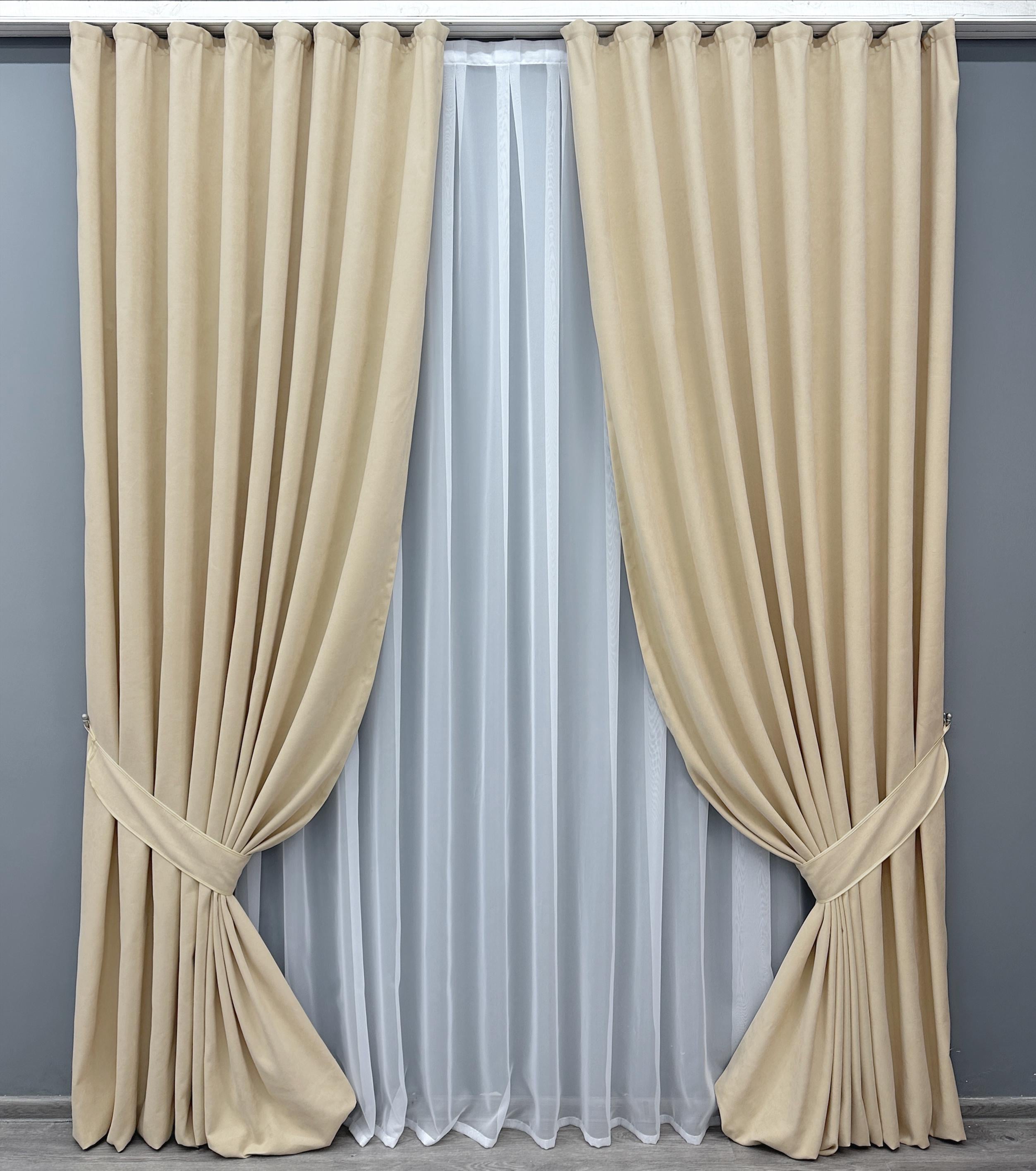 Комплект штор VR-Textil Petek №1826ш микровелюр 150х270 см 2 шт. Бежевый (33-1035) Комплект штор VR-Textil Petek №1826ш микровелюр 150х270 см 2 шт. Бежевый (33-1035)