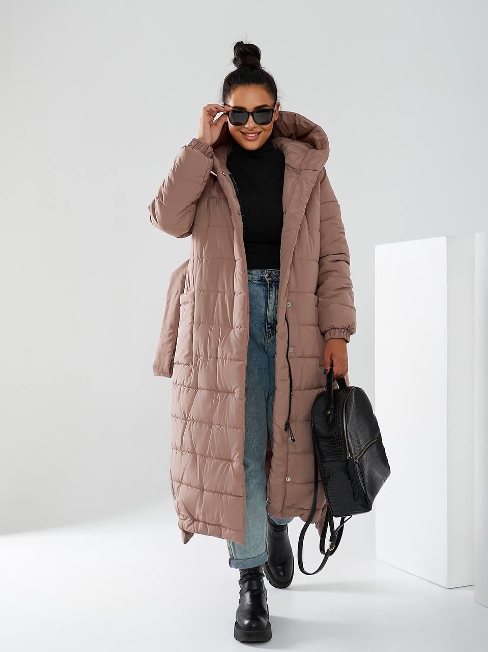 Пуховик длинный Aiza А032 на поясе кнопках молнии и с капюшоном р. 54-56 Кофейный
