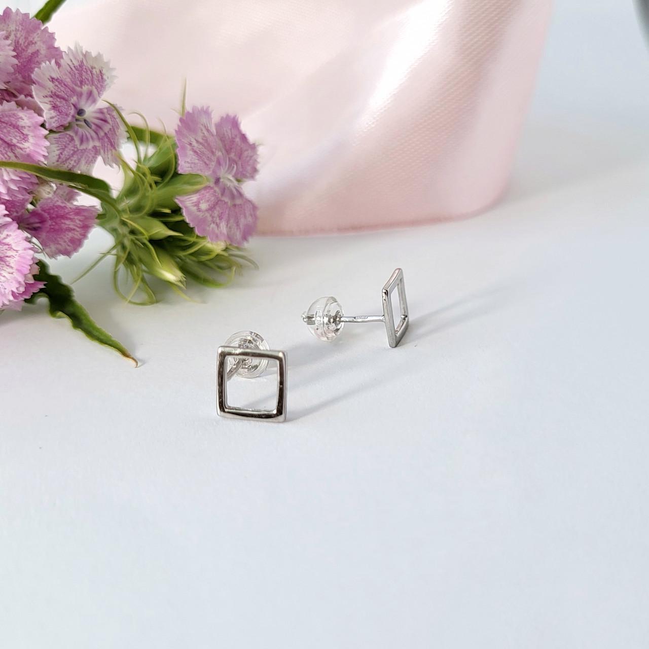 Серьги Квадрат на фиксаторах без камней серебо 925 пробы 0,73 г (520944)