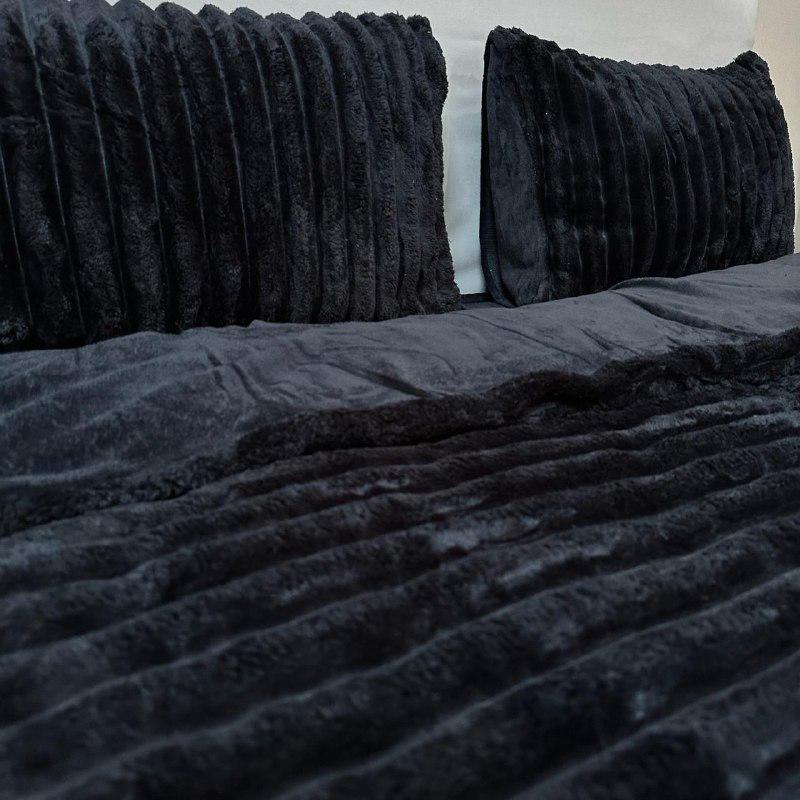 Комплект постільної білизни Шарпей мікрофібра наволочки 50х70 см 2 шт. Чорний (29356762) - фото 4