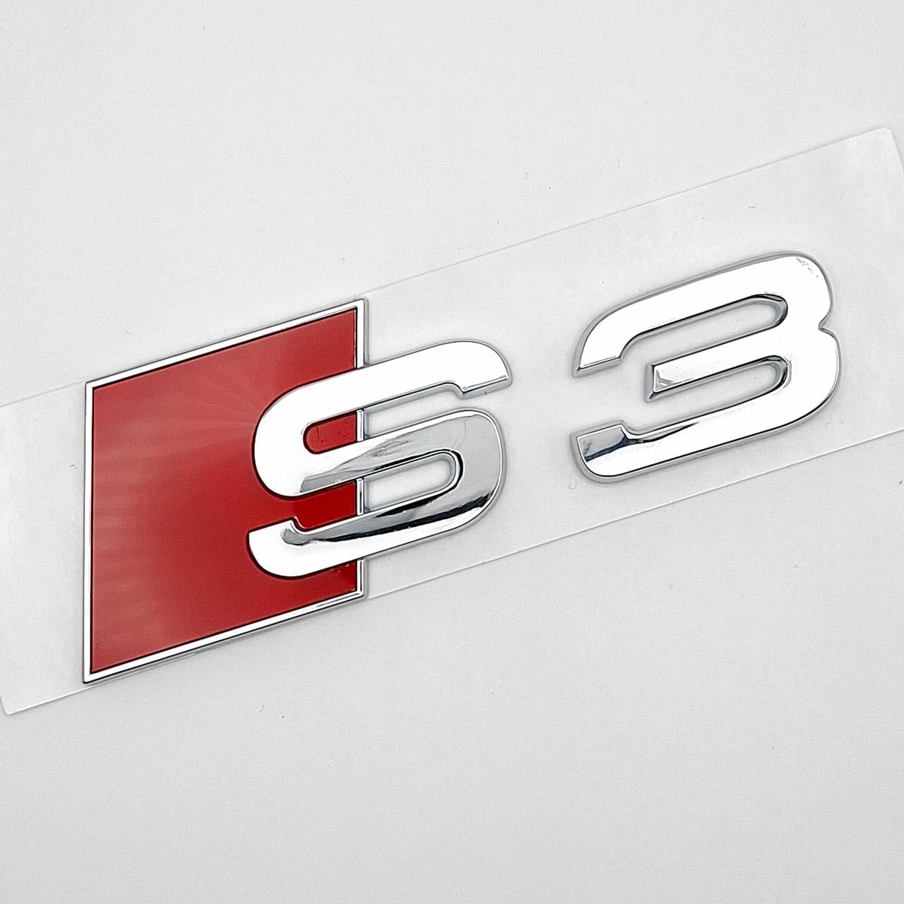 Эмблема надпись S3 Audi ABS 11х3,8 см Хром/Красный глянцевый (2881161958)