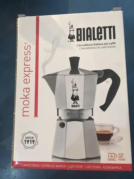 Гейзерна кавоварка Bialetti Moka Express 4 чашки 160 мл - фото 3