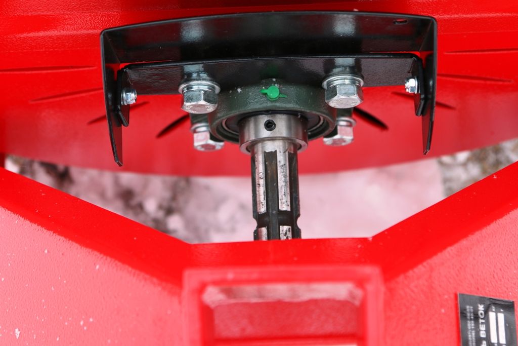 Подрібнювач гілок Arpal на щепу до трактора (МК-120ТР) - фото 8 Подрібнювач гілок Arpal на щепу до трактора (МК-120ТР) - фото 8