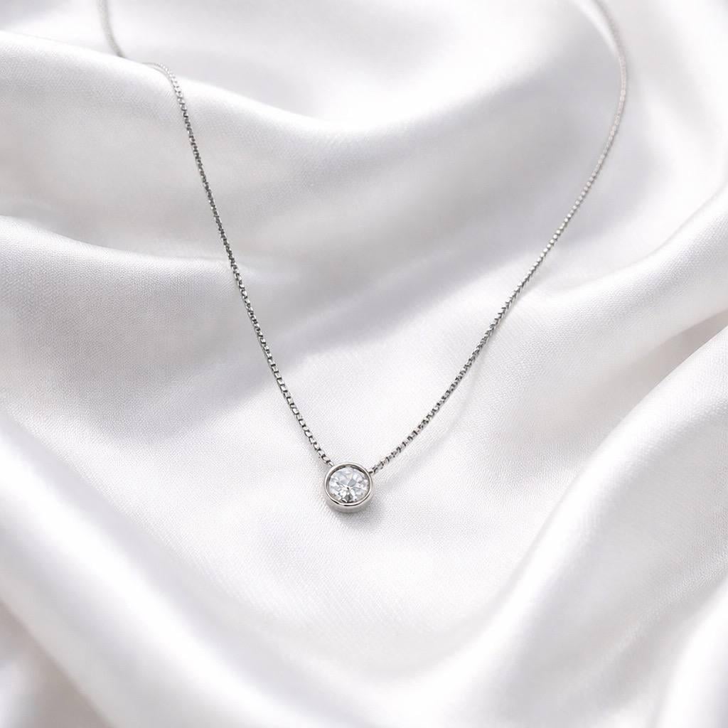 Колье серебрянное с фианитами на тонкой цепочке