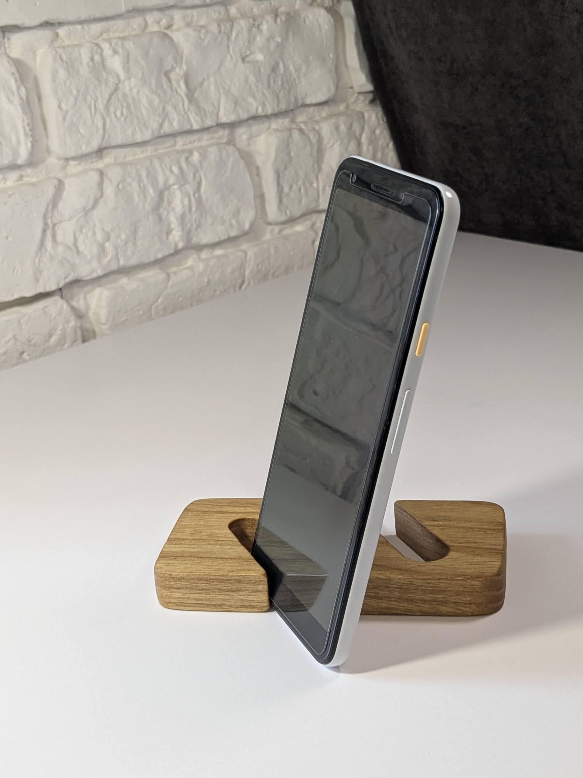 Підставка під телефон дерев'яна 120х60х15 мм (ST-001) - фото 3 Підставка під телефон дерев'яна 120х60х15 мм (ST-001) - фото 3
