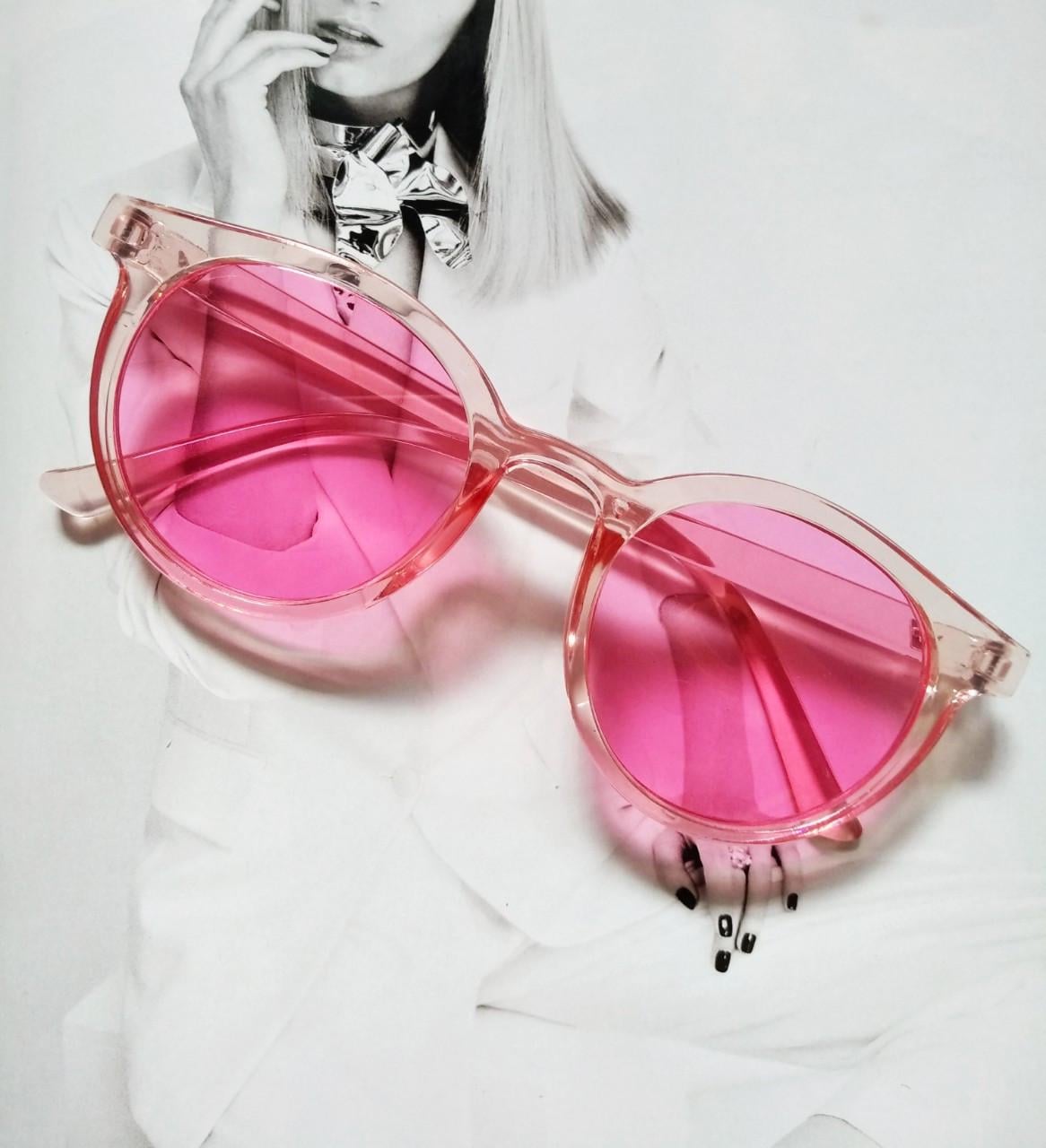 Солнцезащитные очки стильные в цветной оправе Розовый Солнцезащитные очки стильные в цветной оправе Розовый