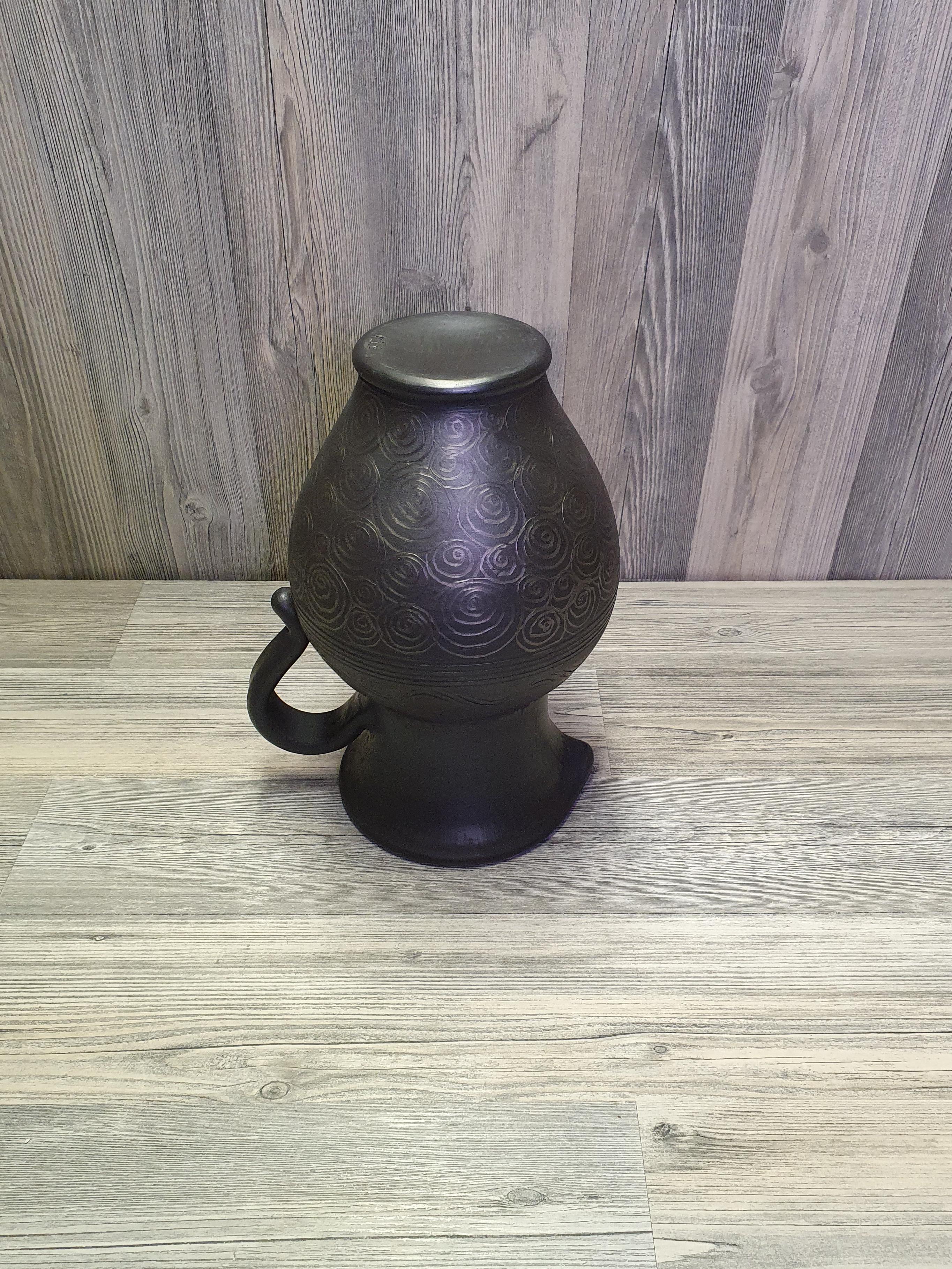 Глечик з чорної глини (5283) - фото 2 Глечик з чорної глини (5283) - фото 2