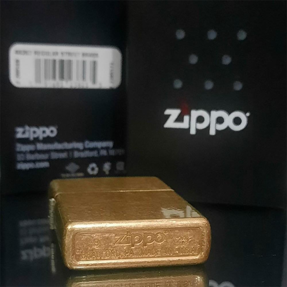 Запальничка ZIPPO Regular Street Brass (48267) - фото 8 Запальничка ZIPPO Regular Street Brass (48267) - фото 8