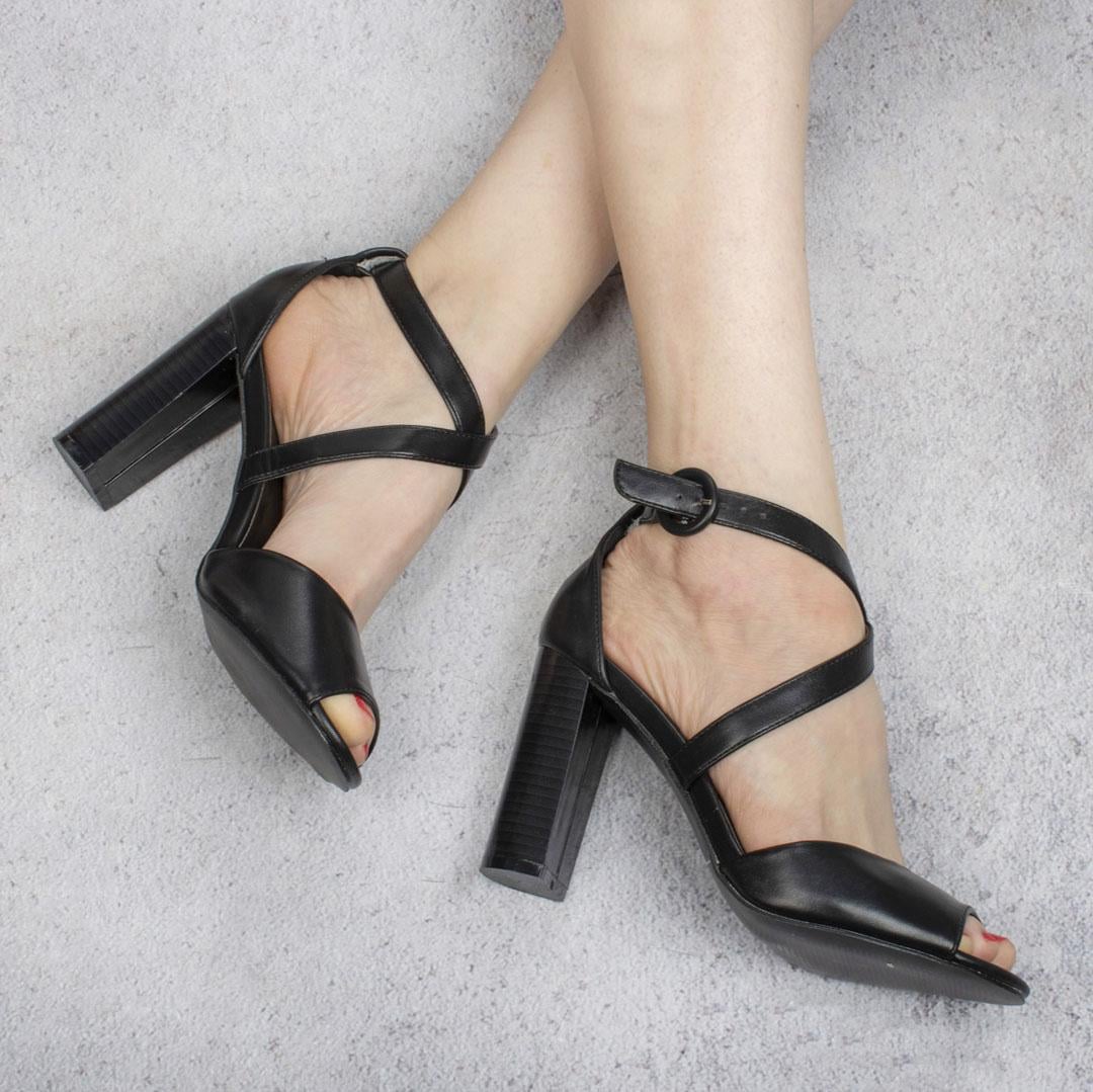 Босоножки 330842 на высоком каблуке р. 36 22,5 см