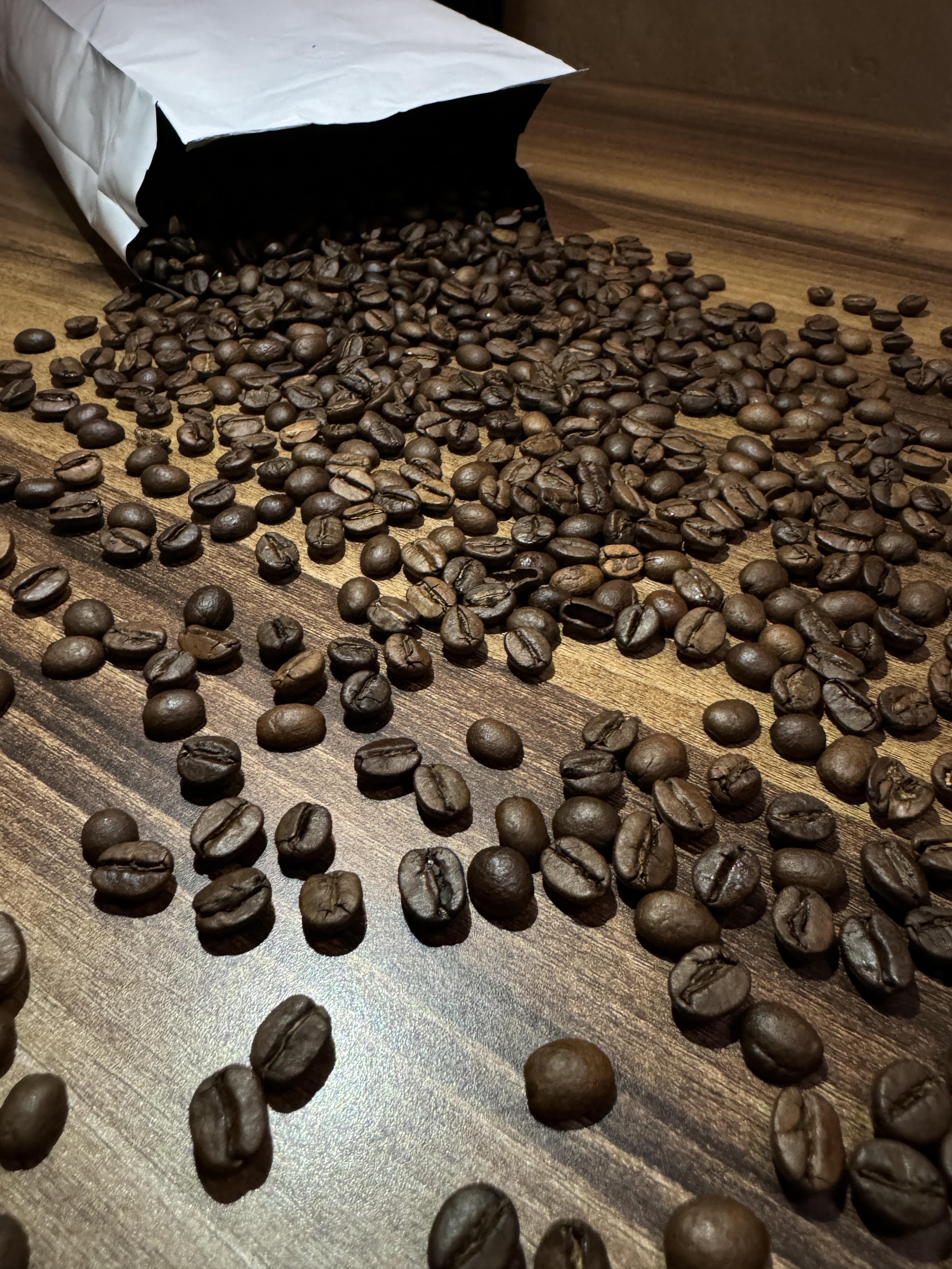 Сет зернової кави 4 шт. x 100 г (23588912) - фото 7 Сет зернової кави 4 шт. x 100 г (23588912) - фото 7