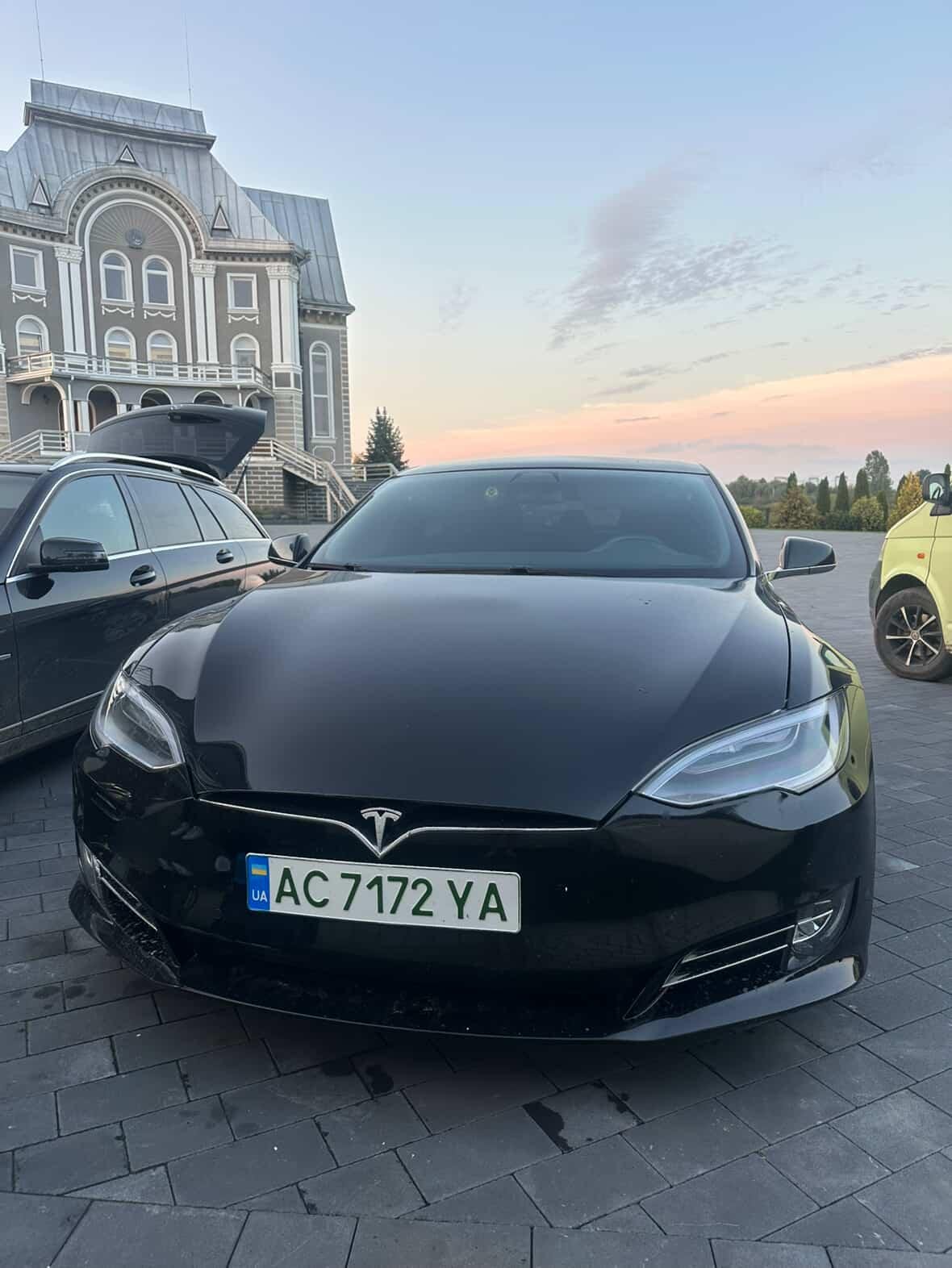 Кріплення для одного номерного знака магнітні безрамкові Чорний - фото 33 Кріплення для одного номерного знака магнітні безрамкові Чорний - фото 33