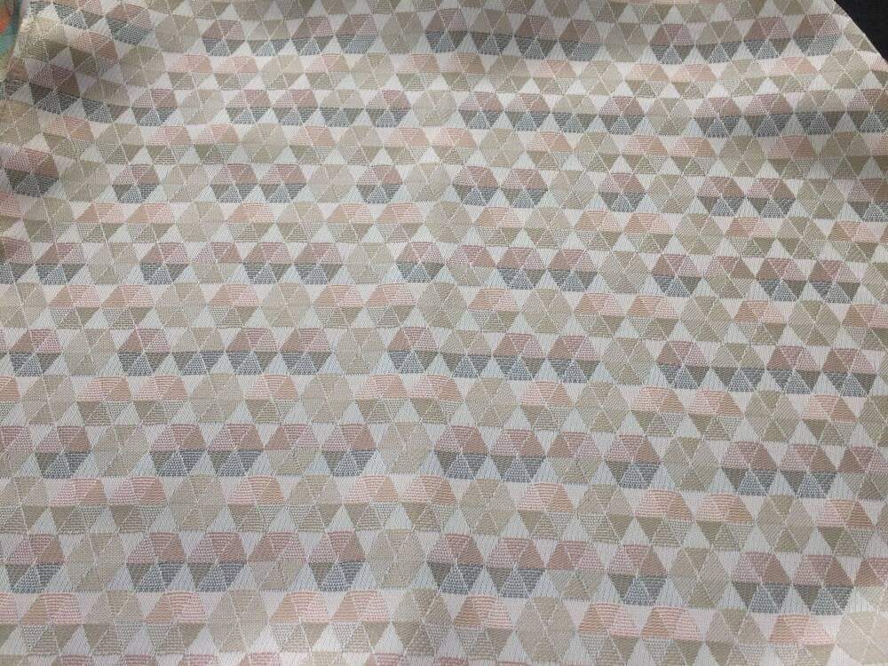 Ткань Maestro атлас 143 см Белый/Бежевый/Розовый (000059771)