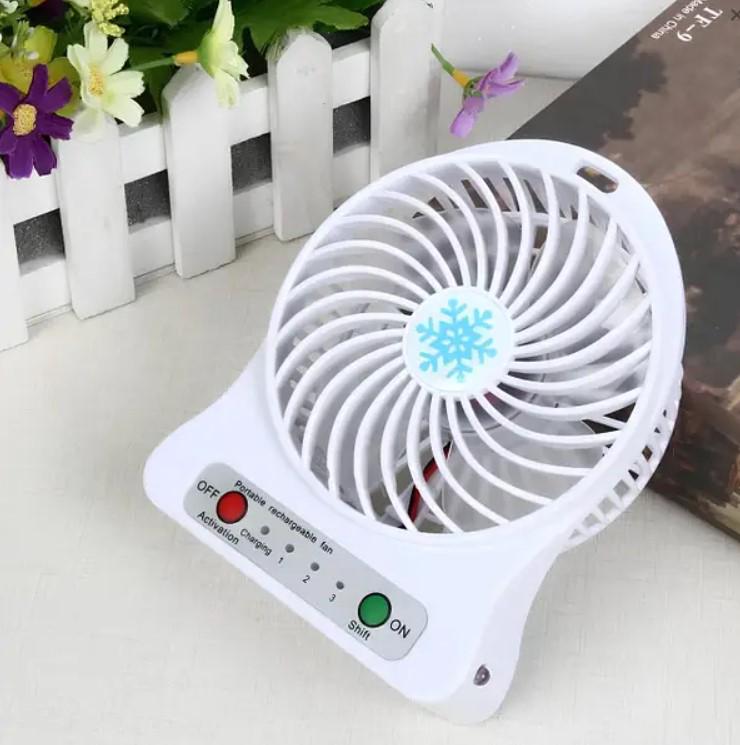 Вентилятор настільний Mini Fan USB на акумуляторі 14х10х4 см Білий (MX-3288-11318B) - фото 4 Вентилятор настільний Mini Fan USB на акумуляторі 14х10х4 см Білий (MX-3288-11318B) - фото 4