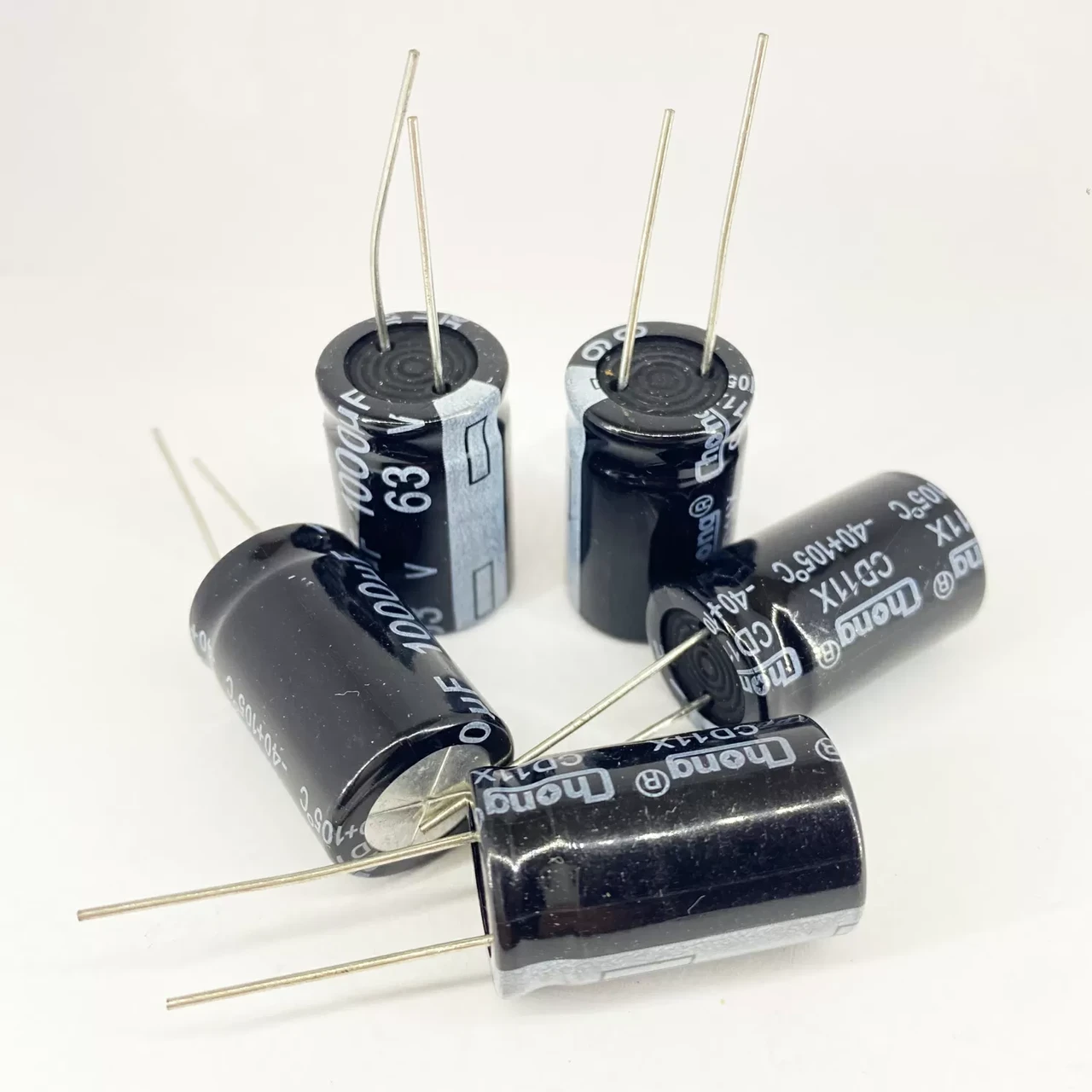 Конденсаторы электролитические ChongX 1000 мкф 63V 16x25 мм 105 °C (1965011357)