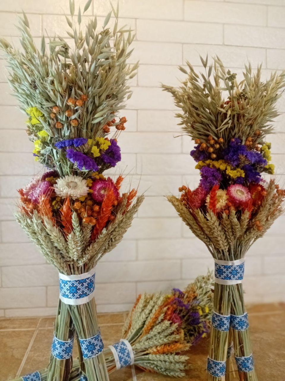 Дидух рождественский из колосья пшеницы/льна и овса на трех ножках 50-55 см с лентой вышиванкой Синий (2794446601) - фото 10 Дидух рождественский из колосья пшеницы/льна и овса на трех ножках 50-55 см с лентой вышиванкой Синий (2794446601) - фото 10