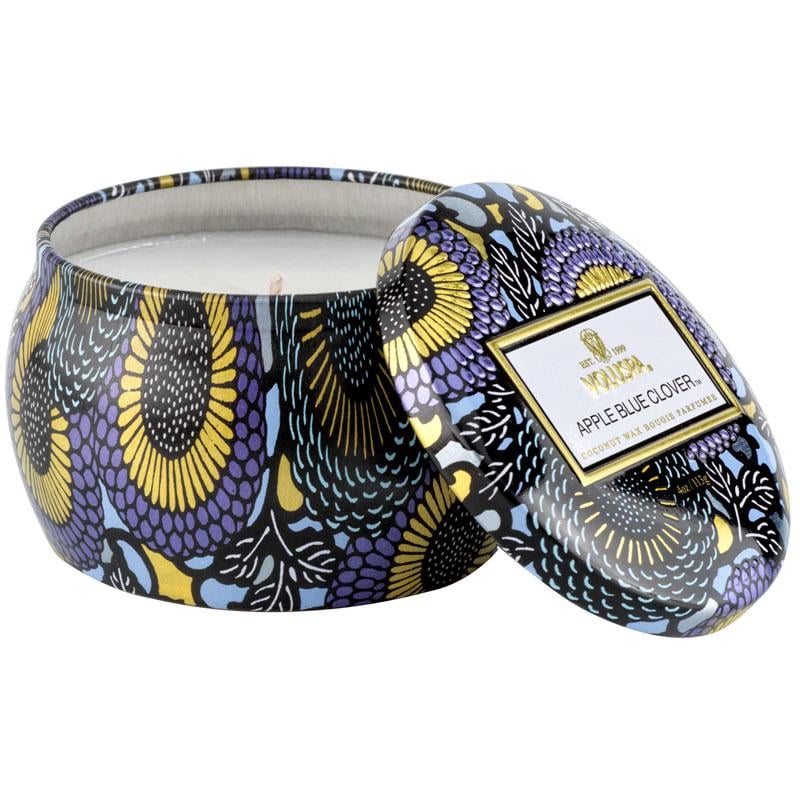 Свеча ароматическая Voluspa Japonica Apple Blue Clover 113 г металлическая шкатулка (111004496)
