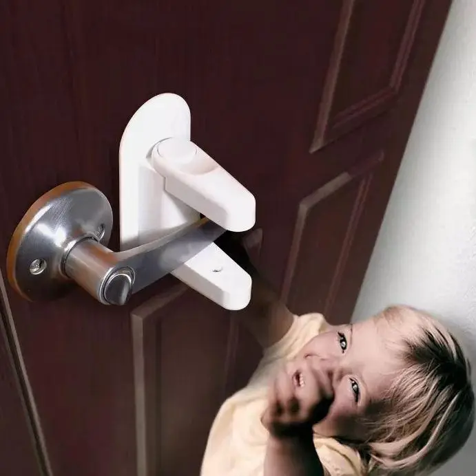 Засувка блокіратор ручок BingoKid Door Lever Lock дитячий - фото 3