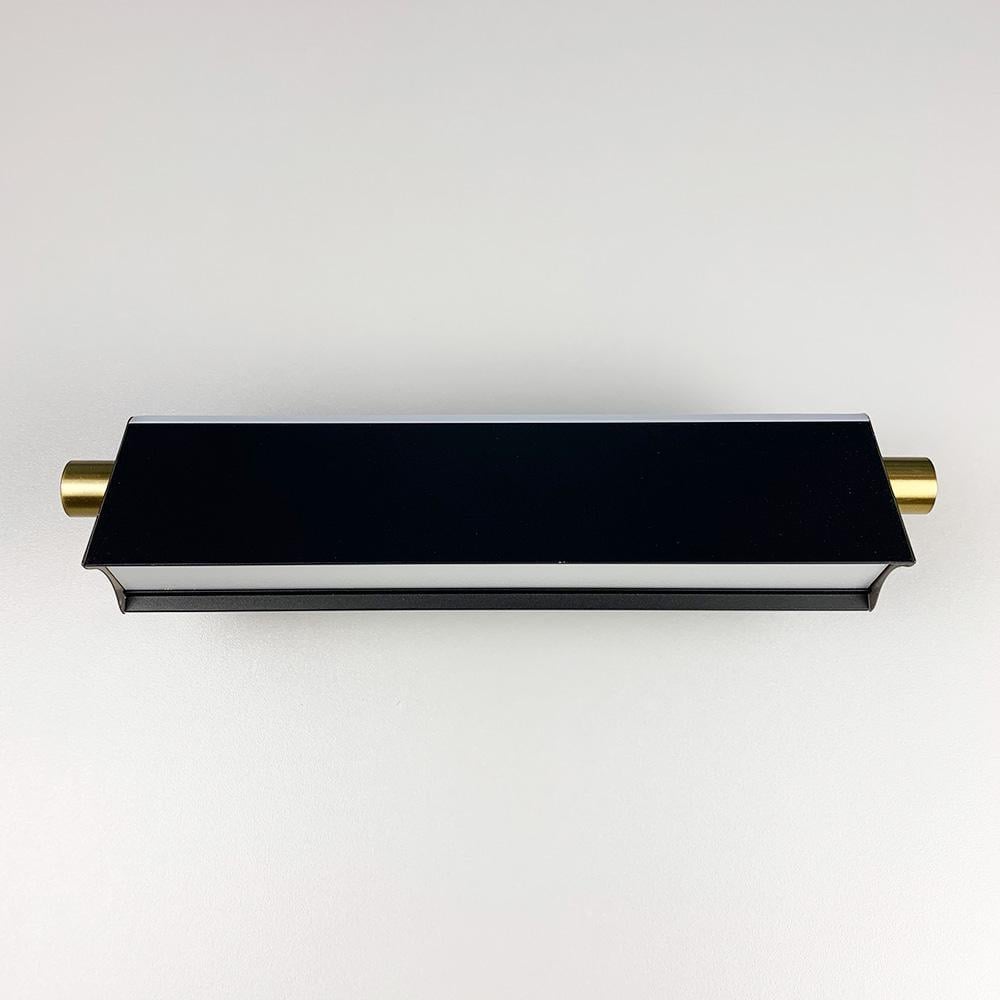 Светильник настенный светодиодный Light House LNF-17406 8W 29 см Латунь/Черный Светильник настенный светодиодный Light House LNF-17406 8W 29 см Латунь/Черный