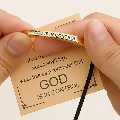 Браслет God is in control (C01807) - фото 3 Браслет God is in control (C01807) - фото 3