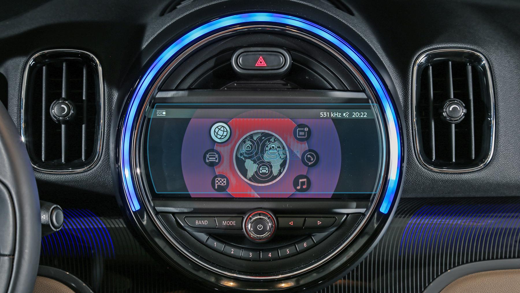 Стекло защитное Pixsel гибридный глянец на монитор Mini Countryman 8,7“ 2017-2020