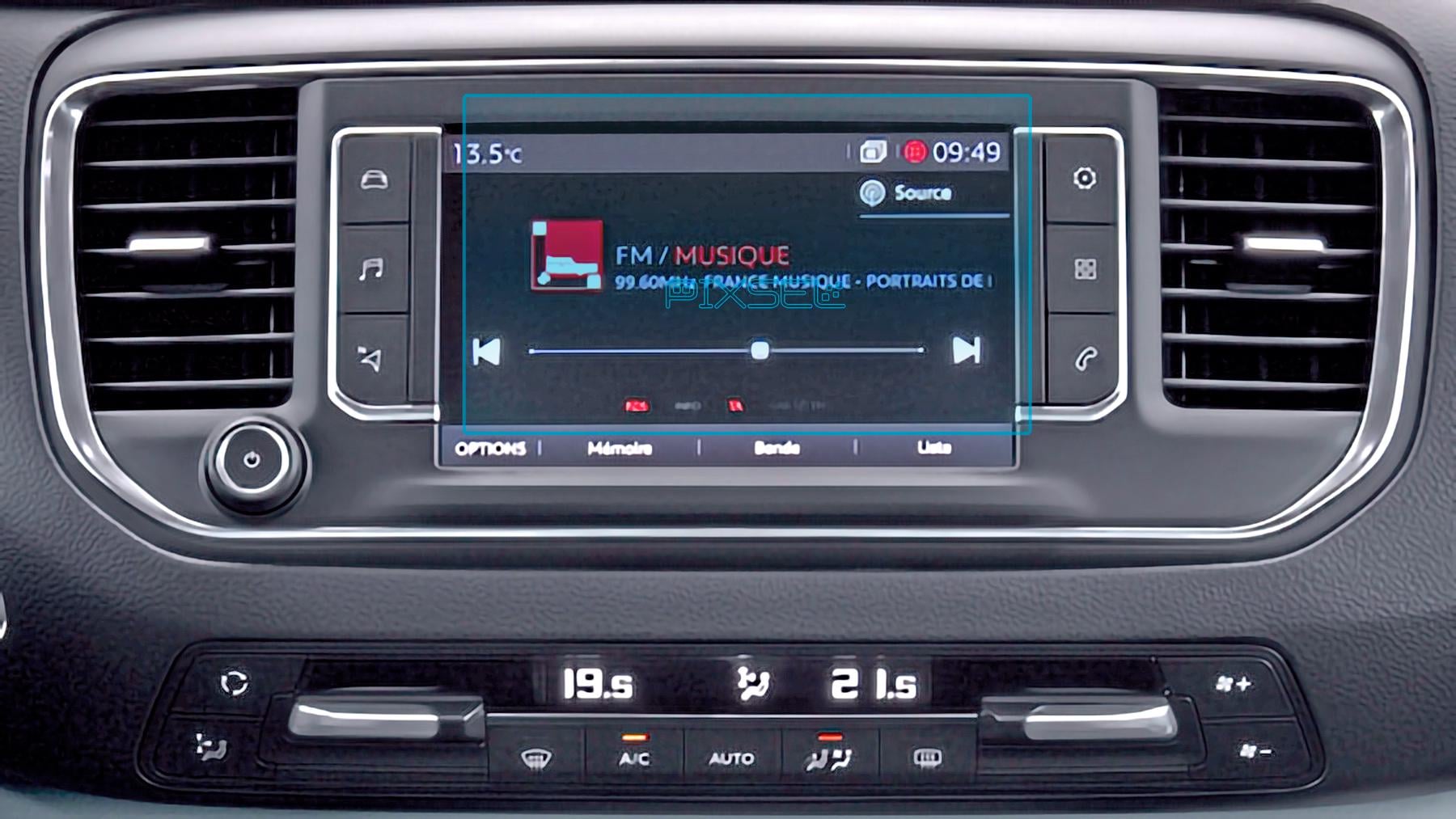 Защитное стекло Pixsel гибридное матовое на монитор Citroen SPACE TOURER-7" 2017