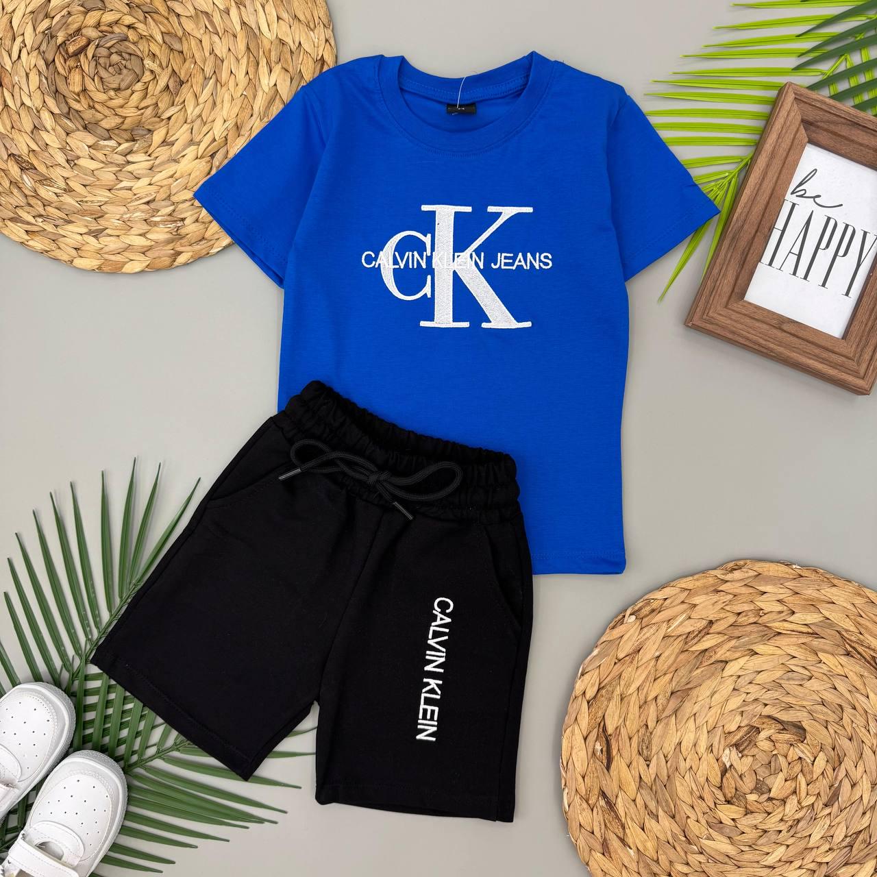 Костюм детский для мальчика Calvin Klein футболка/шорты 122-128 см Синий с черным (27001255)