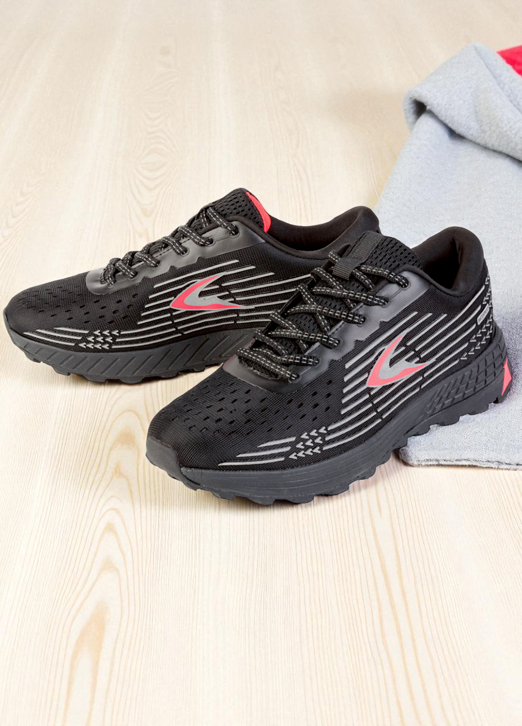 Кроссовки трекинговые женские Crivit с мембраной Waterproof р. 37 Черный (7887) - фото 8 Кроссовки трекинговые женские Crivit с мембраной Waterproof р. 37 Черный (7887) - фото 8