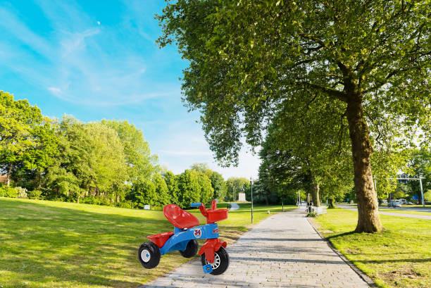 Детский велосипед трехколесный Pilsan Atom Tricycle пластиковый Синий (07-169) - фото 4