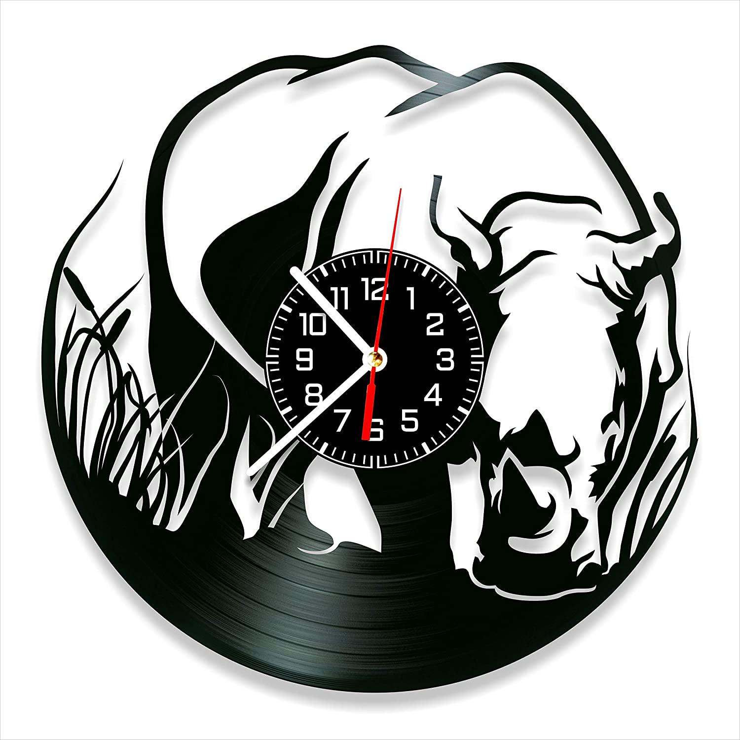 Часы настенные Носорог 2024 из виниловой пластинки