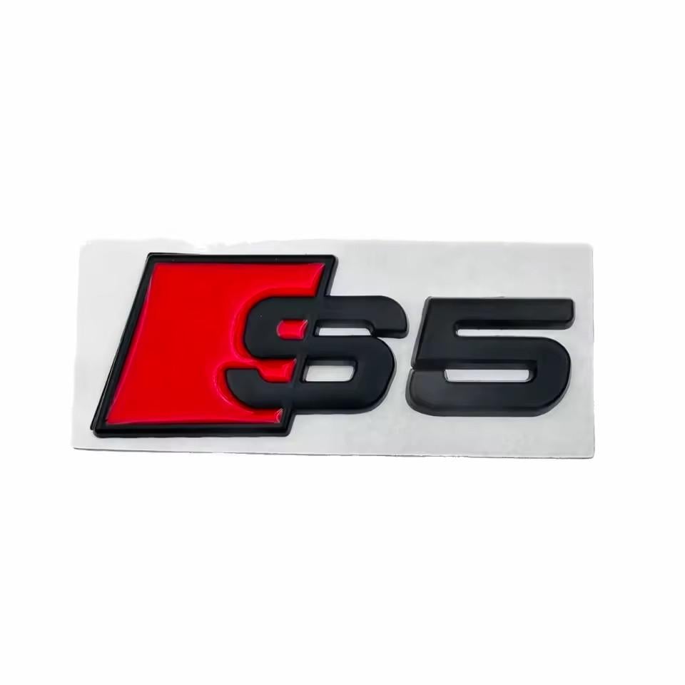 Эмблема надпись S5 Audi металл 8х3 см Черный/Красный матовый (2897706995)