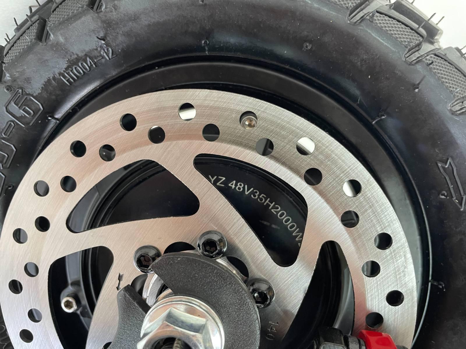 Электросамокат двухмоторный с сиденьем KugooKirin M4 PRO Ultra 4000W 48V 21Ah - фото 10