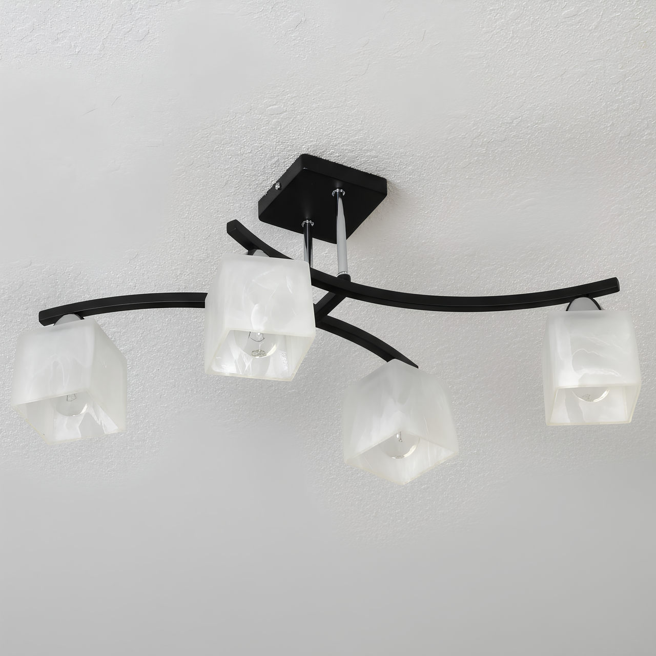 Люстра Sirius с металлическим каркасом под четыре лампы Е27 Черный/Хром (B A1507/4)