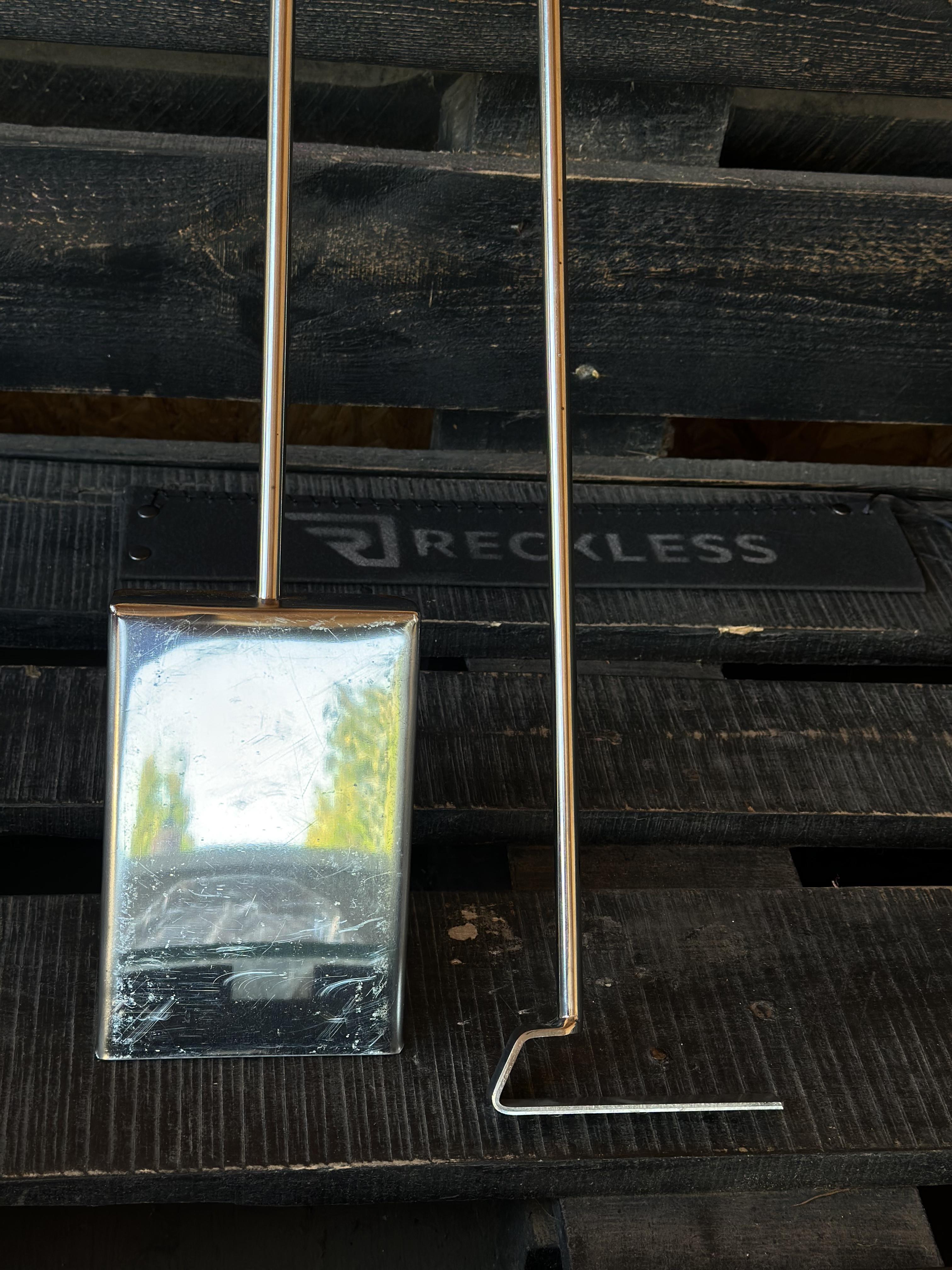 Кочерга совок Reckless Vavilon нержавіюча сталь із дерев'яною ручкою 650 мм - фото 4 Кочерга совок Reckless Vavilon нержавіюча сталь із дерев'яною ручкою 650 мм - фото 4