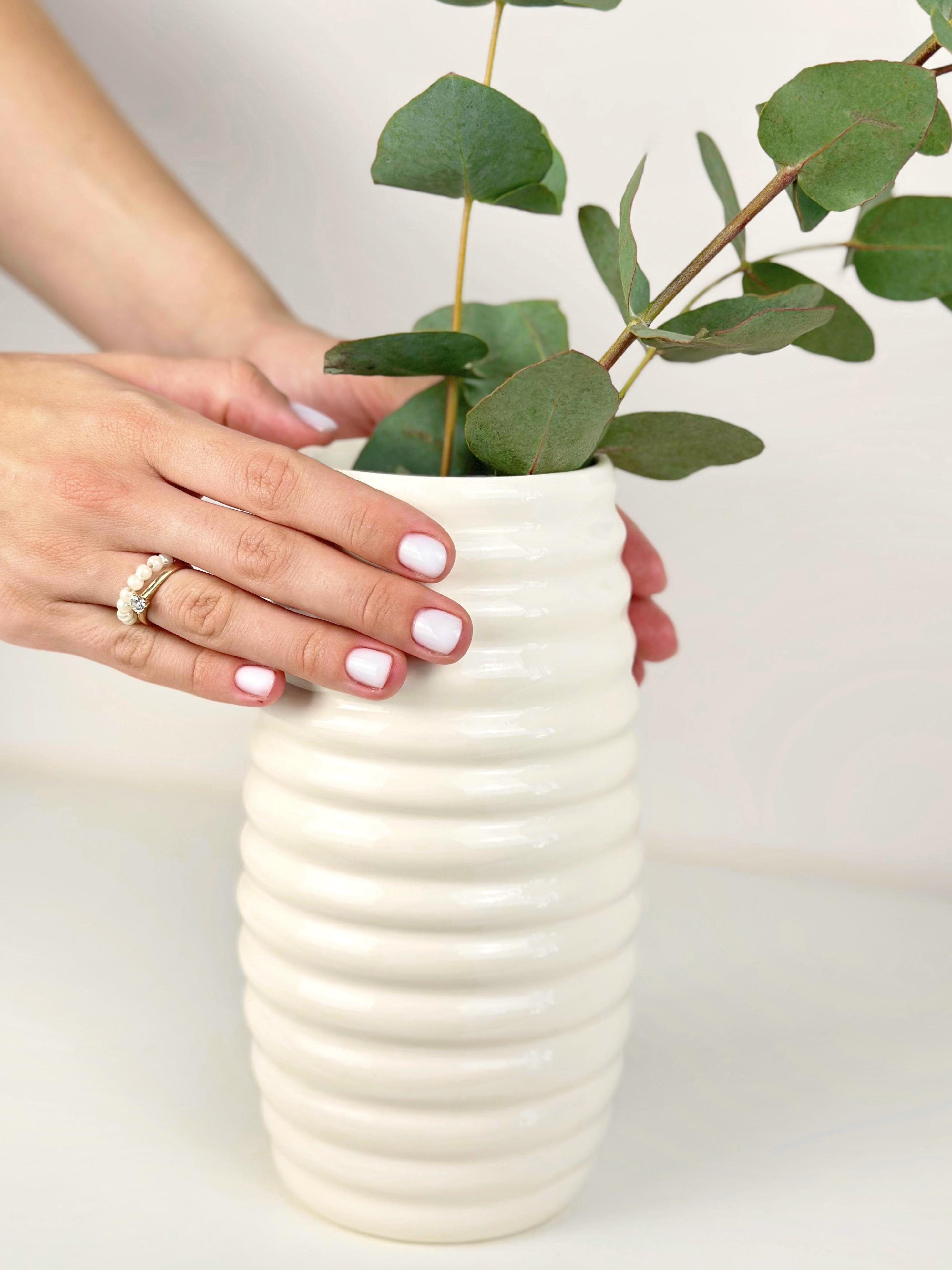 Ваза для квітів та декору глиняна керамічна Вулик 20 см Бежевий (4001-2) - фото 2 Ваза для квітів та декору глиняна керамічна Вулик 20 см Бежевий (4001-2) - фото 2