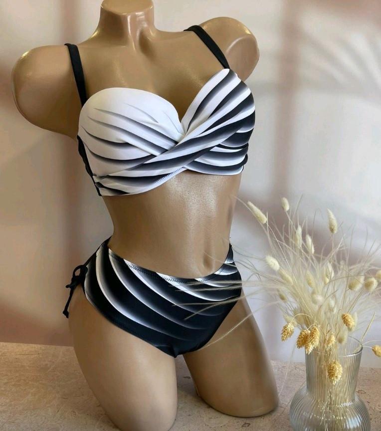 Купальник женский раздельный Rivage Line 2587k с принтом р. 50 Черно-белый