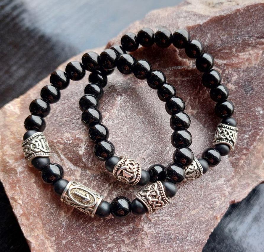 Браслет LITAURS из натуральных камней черный агат и металлическими вставками рунами М 15-17 см (250201) - фото 5 Браслет LITAURS из натуральных камней черный агат и металлическими вставками рунами М 15-17 см (250201) - фото 5