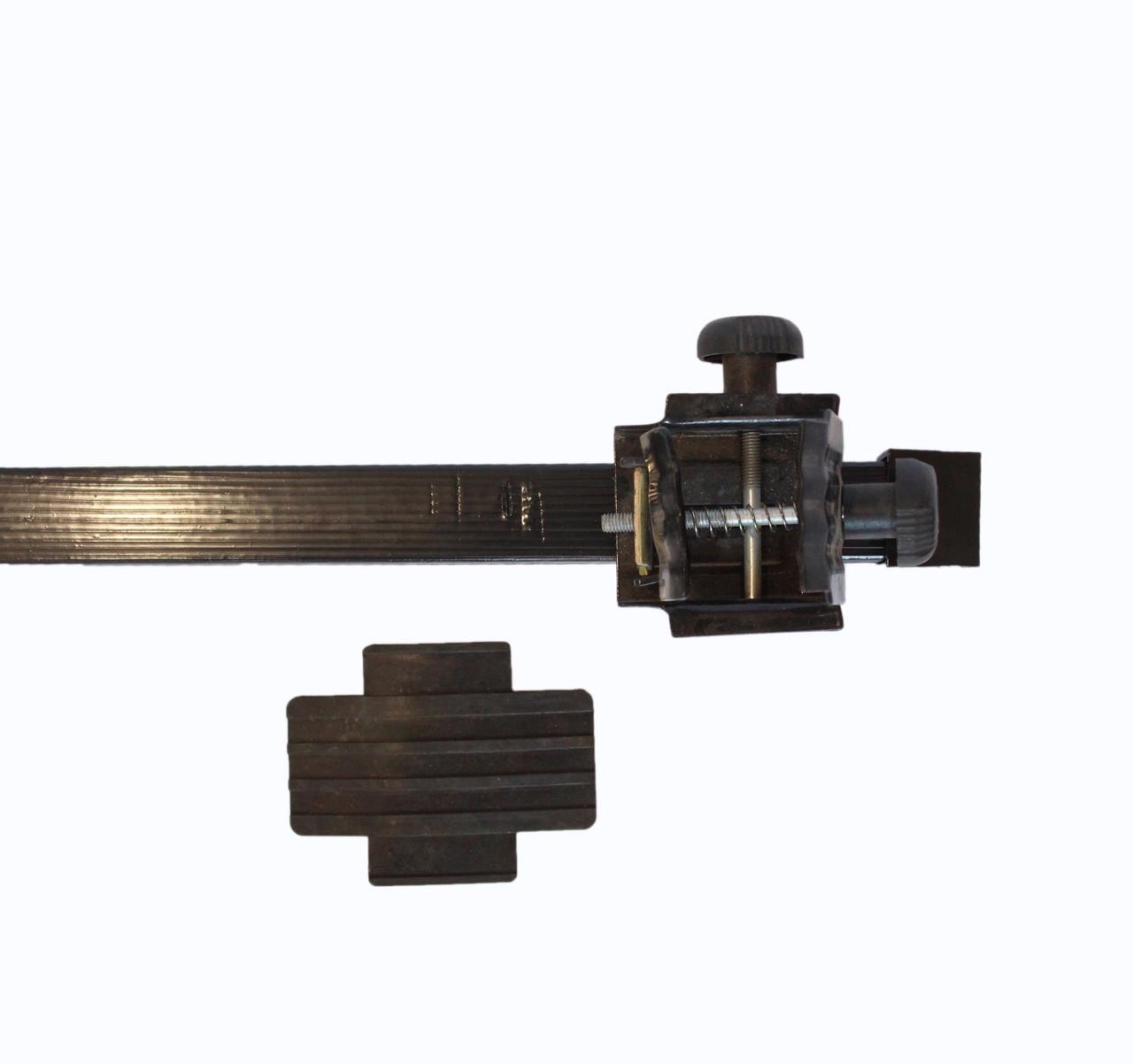 Багажник універсальний на рейлінг Чорний Багажник універсальний на рейлінг Чорний