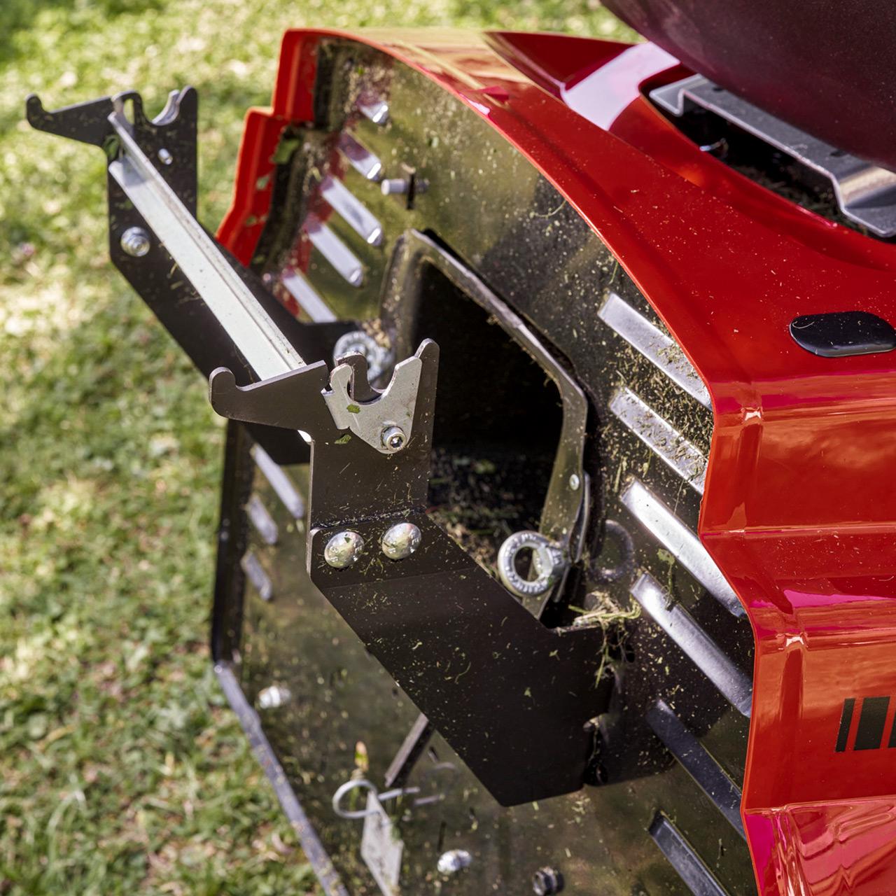 Трактор-газонокосилка SOLO by AL-KO Comfort pro T 13-93,3 HD Comfort pro (127689) - фото 5 Трактор-газонокосилка SOLO by AL-KO Comfort pro T 13-93,3 HD Comfort pro (127689) - фото 5