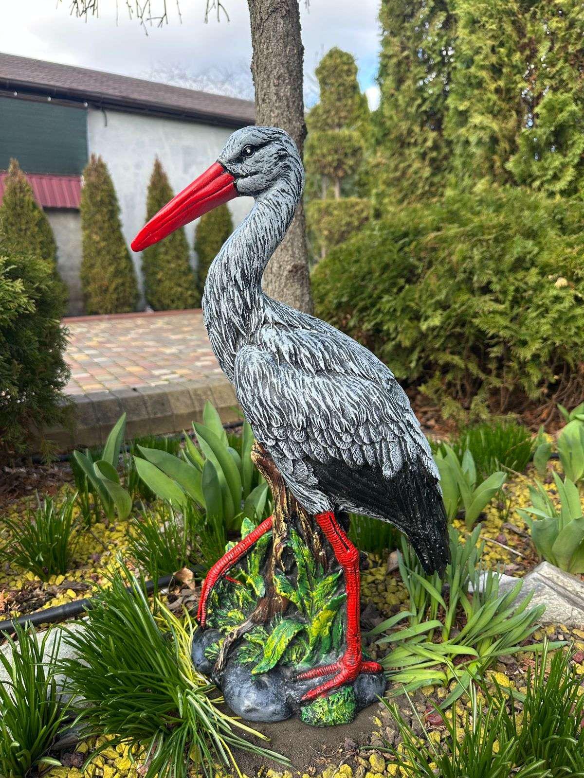 Фигура садовая Аист гипс ручная работа