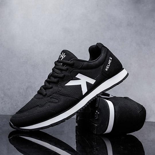 Кросівки чоловічі Kelme Street р. 41 Чорний/Білий - фото 3 Кросівки чоловічі Kelme Street р. 41 Чорний/Білий - фото 3